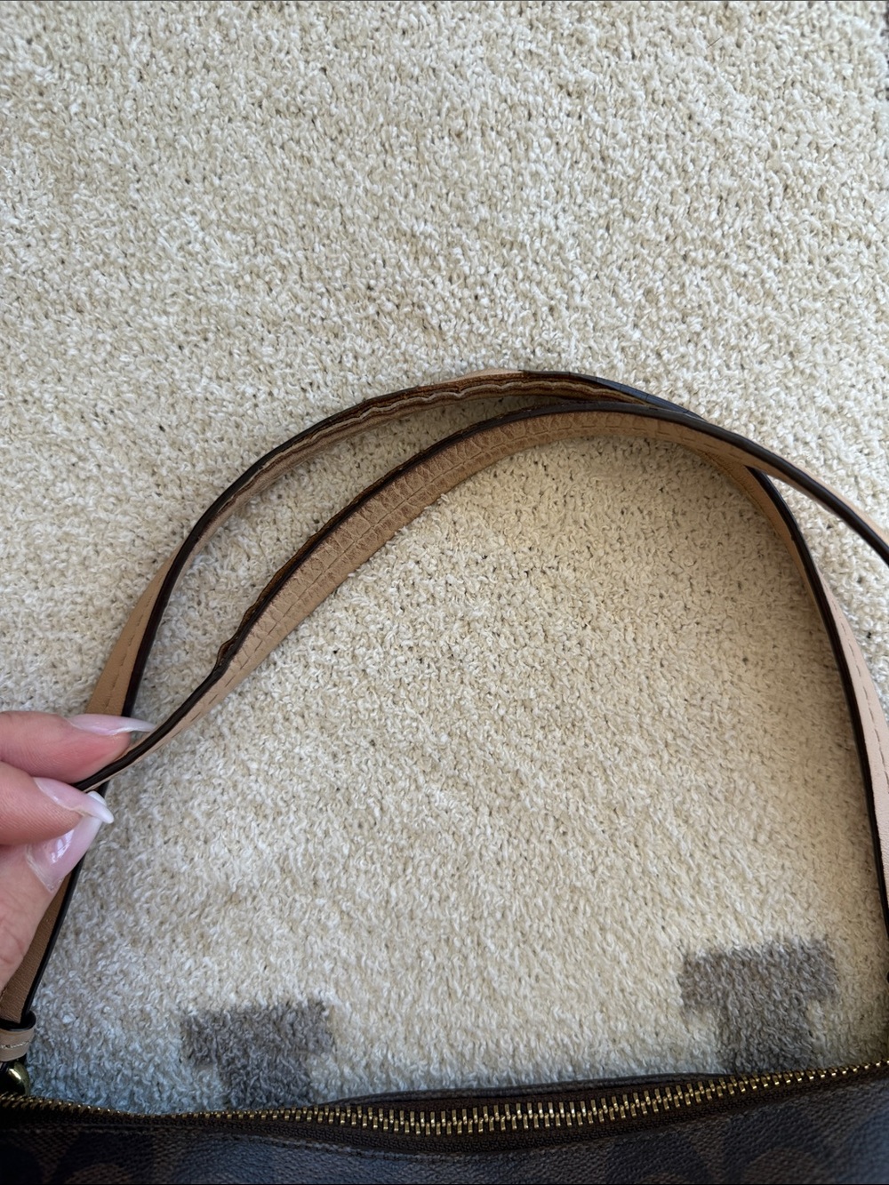 Coach Brown Signature Shoulder Bag with Tan Trim - Picture 2 of 15